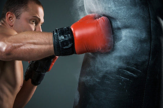 Debunking the Myth: Do Heavier Gloves Hurt More in Boxing? - Gritleticstore